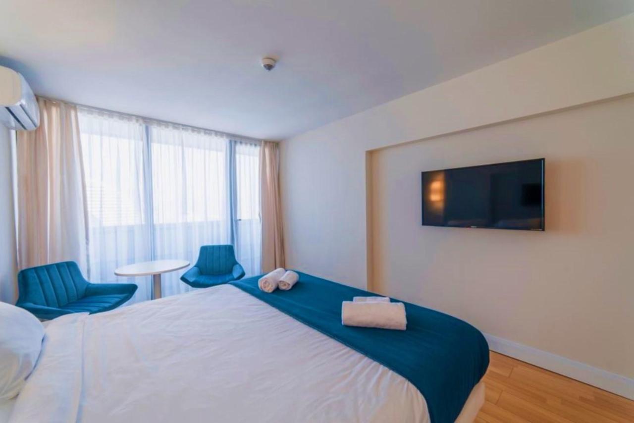 Orbi Twin Towers Aparthotel With Sea View Batumi Exterior foto