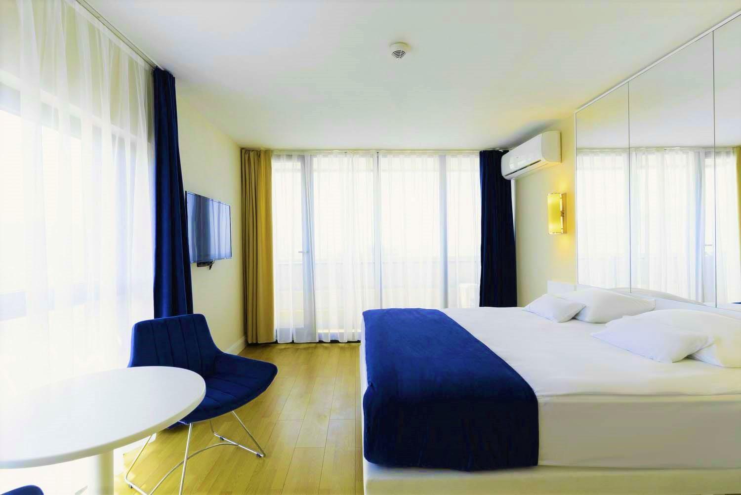 Orbi Twin Towers Aparthotel With Sea View Batumi Exterior foto